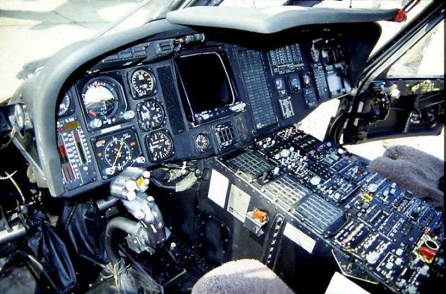 uh 60 cockpit