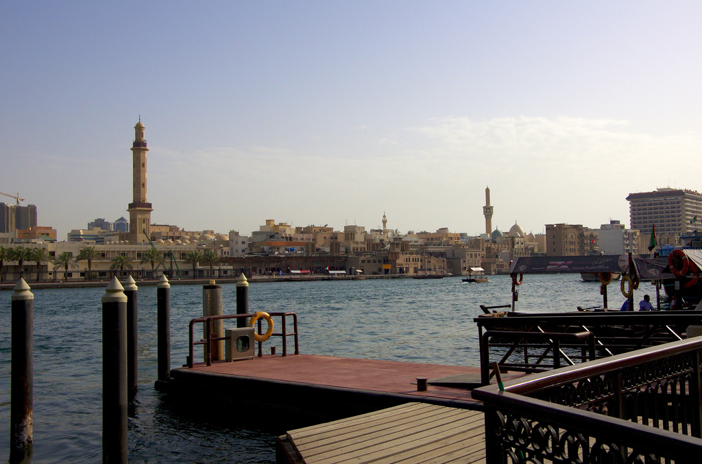 아랍에미리트 (United Arab Emirates) 아랍 연맹의 회원국,프랑코포니,영국의 옛 식민지,입헌군주국,국제 연합