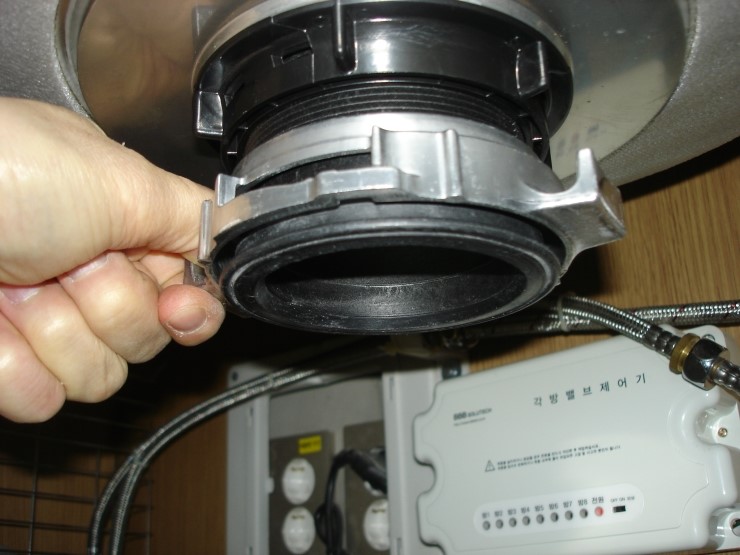 음식물 분쇄기 직접 애너하임 웨이스트킹 셀프 설치 과정 Waste King L-8000 : 네이버 블로그