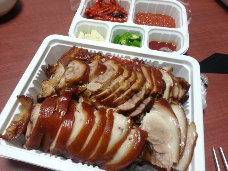 저팔계왕족발