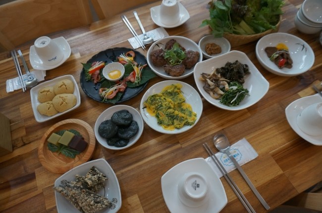 청자연