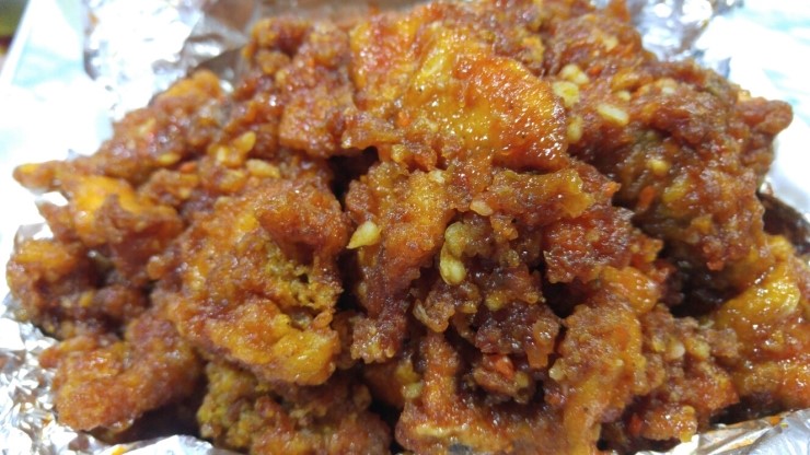 거인통닭 부민점