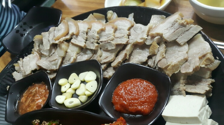 하루방보쌈