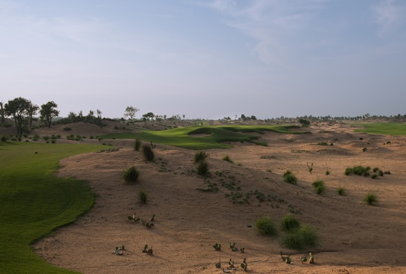 Course_10_%28G%29_-_Shadow_Dunes__15_.jp