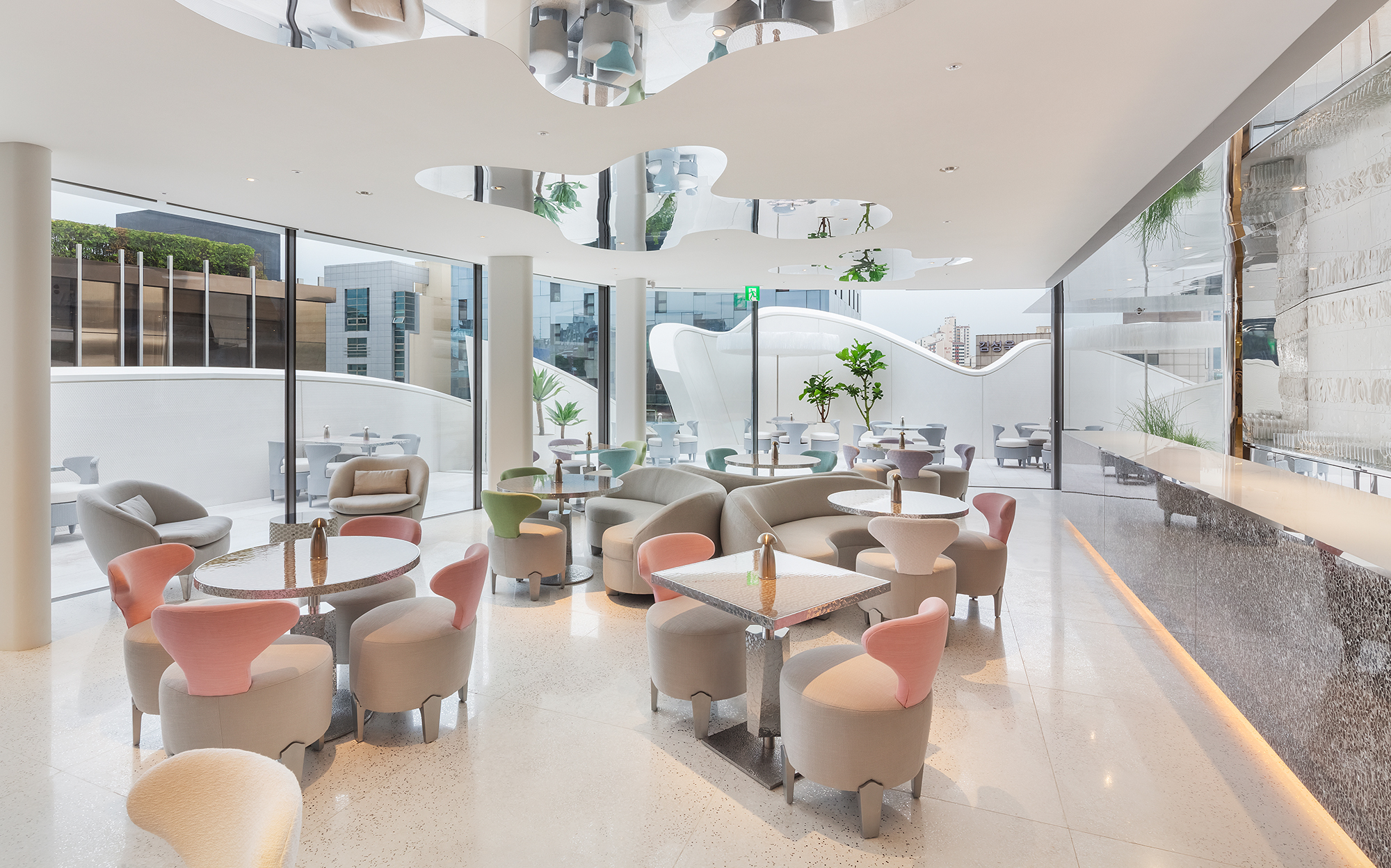 diorカフェに行くなら韓国！メニューや値段まで気になる情報を紹介！ ilsang[イルサン]