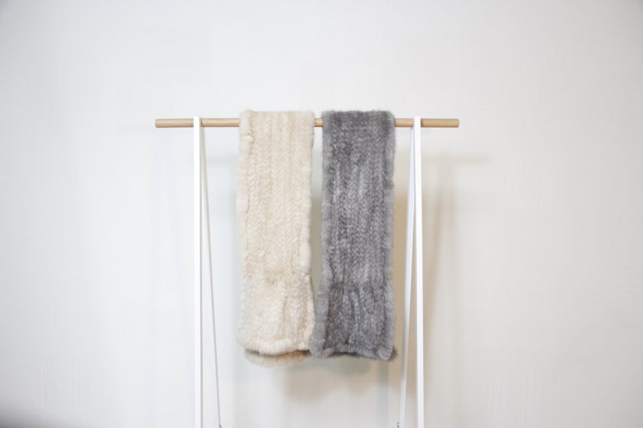 Mink muffler horn