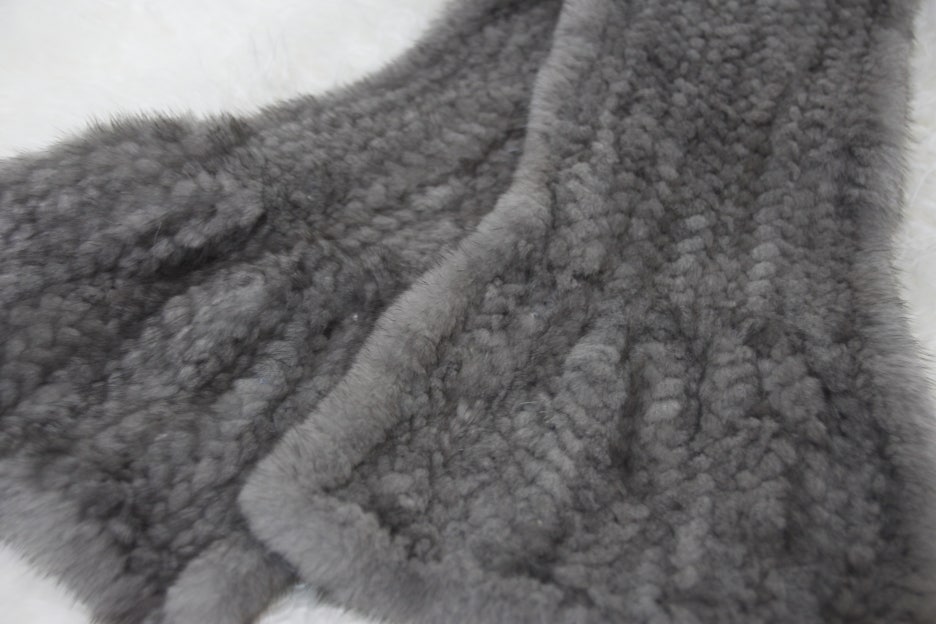 Mink muffler horn