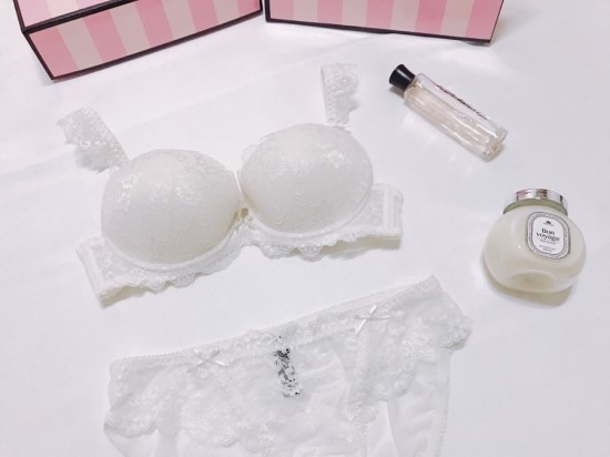 Plan U ★ Victoria's Secret Underwear wedding br