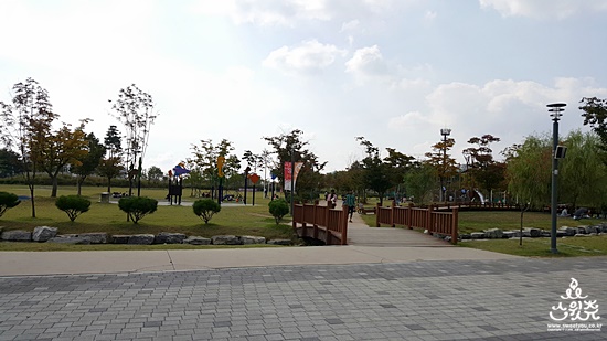 운정호수공원산책로 산책