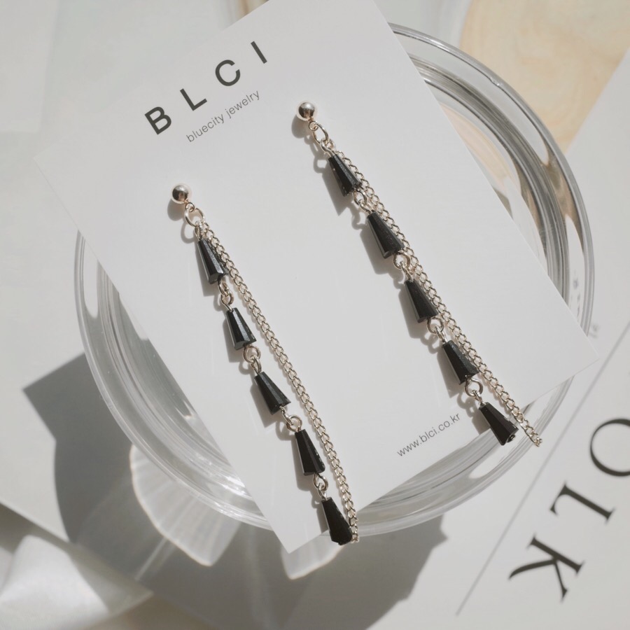 <b><p>natural cryst Modified Dp earring ther-Daughter</p></b><b><p>天然 クリスタル 修正 ドロップ イヤリング 螺鈿 16種 オンバル ツーウェイ</p></b><br /><br /><p align='center'>