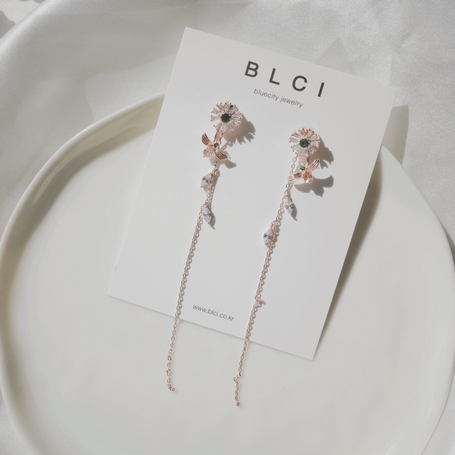 <b><p>spring Cherry Blossom Mot-Daught fw ea Drop</p></b><b><p>春 桜 螺鈿 フラワー イヤリング ドロップ ツーウェイ 15種 開講コーディネート</p></b><br /><br /><p align='center'>