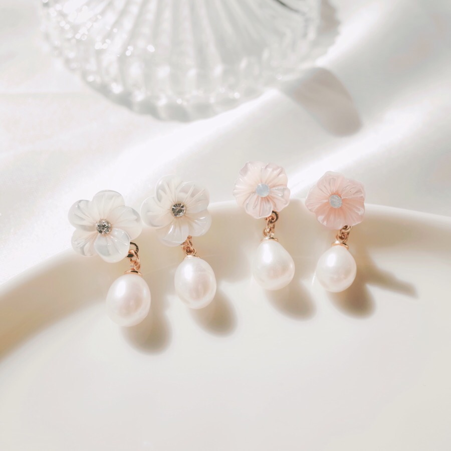 <b><p>spring Cherry Blossom Mot-Daught fw ea Drop</p></b><b><p>春 桜 螺鈿 フラワー イヤリング ドロップ ツーウェイ 15種 開講コーディネート</p></b><br /><br /><p align='center'>