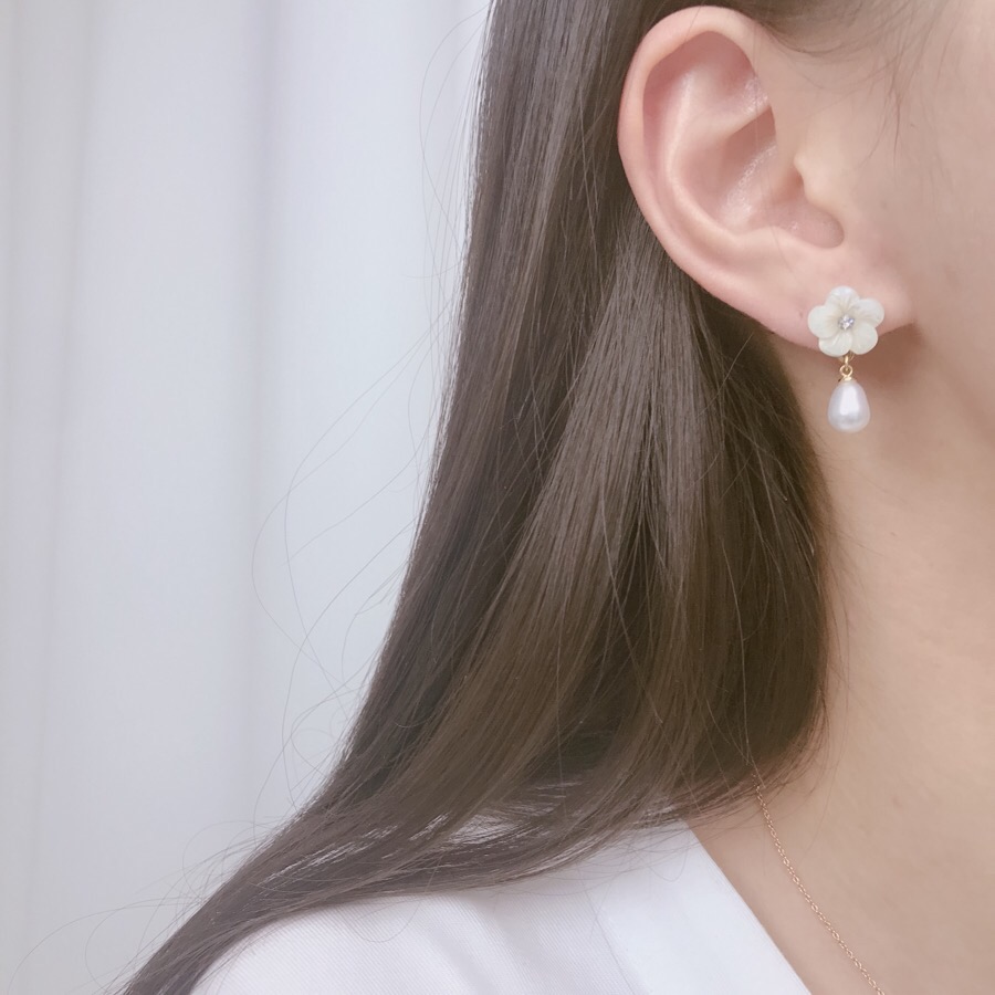 <b><p>spring Cherry Blossom Mot-Daught fw ea Drop</p></b><b><p>春 桜 螺鈿 フラワー イヤリング ドロップ ツーウェイ 15種 開講コーディネート</p></b><br /><br /><p align='center'>