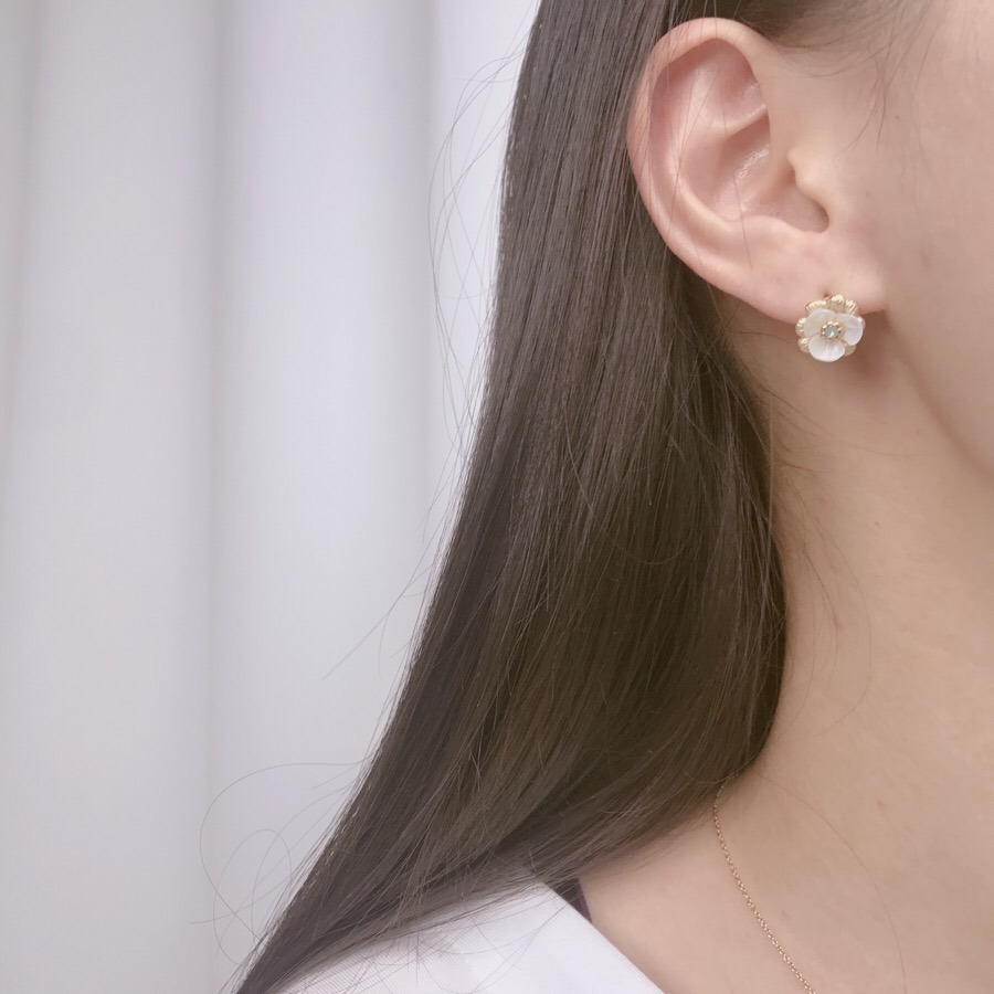 <b><p>spring Cherry Blossom Mot-Daught fw ea Drop</p></b><b><p>春 桜 螺鈿 フラワー イヤリング ドロップ ツーウェイ 15種 開講コーディネート</p></b><br /><br /><p align='center'>