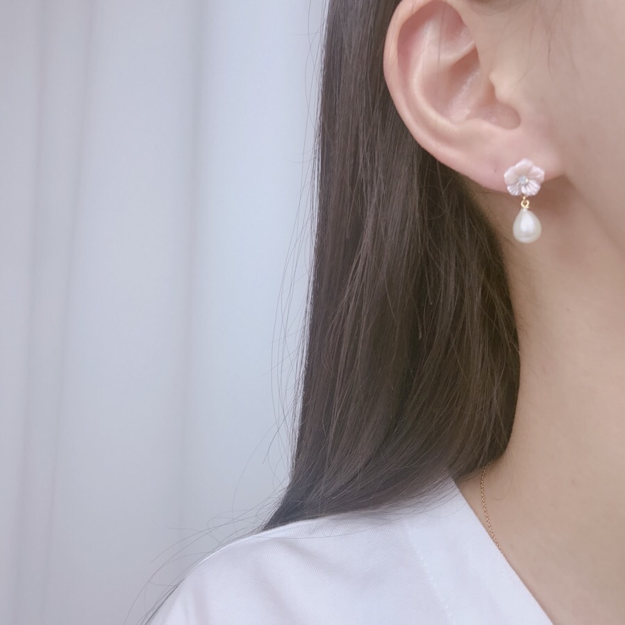 <b><p>spring Cherry Blossom Mot-Daught fw ea Drop</p></b><b><p>春 桜 螺鈿 フラワー イヤリング ドロップ ツーウェイ 15種 開講コーディネート</p></b><br /><br /><p align='center'>