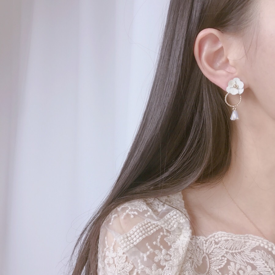 <b><p>spring Cherry Blossom Mot-Daught fw ea Drop</p></b><b><p>春 桜 螺鈿 フラワー イヤリング ドロップ ツーウェイ 15種 開講コーディネート</p></b><br /><br /><p align='center'>