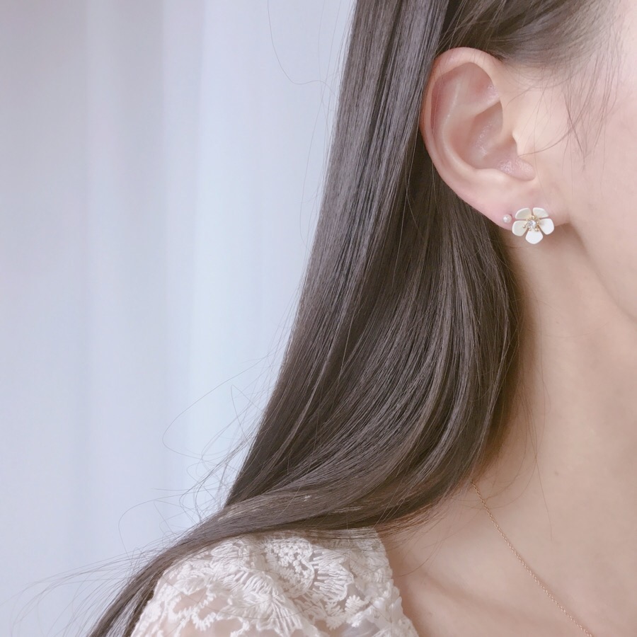 <b><p>spring Cherry Blossom Mot-Daught fw ea Drop</p></b><b><p>春 桜 螺鈿 フラワー イヤリング ドロップ ツーウェイ 15種 開講コーディネート</p></b><br /><br /><p align='center'>