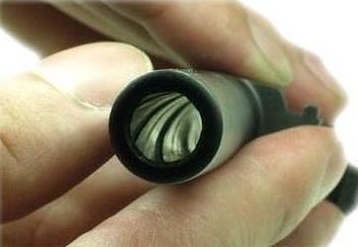 끔찍한 후ㅊ...후장식 단발 권총...