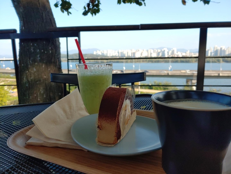 모던기와커피