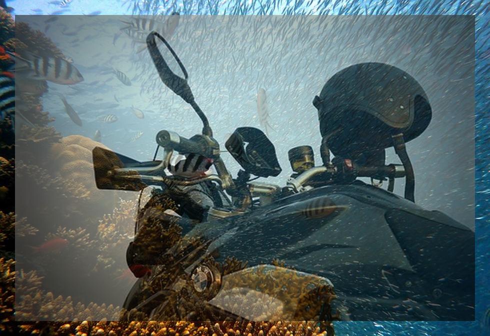 motorcycle-2865131__340%28000%29_noise0.