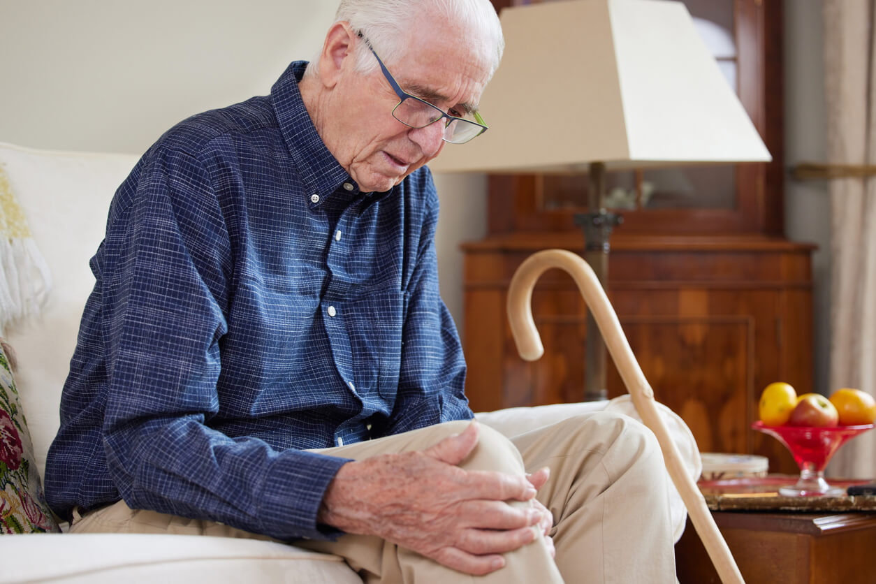 knee_elderly.jpg