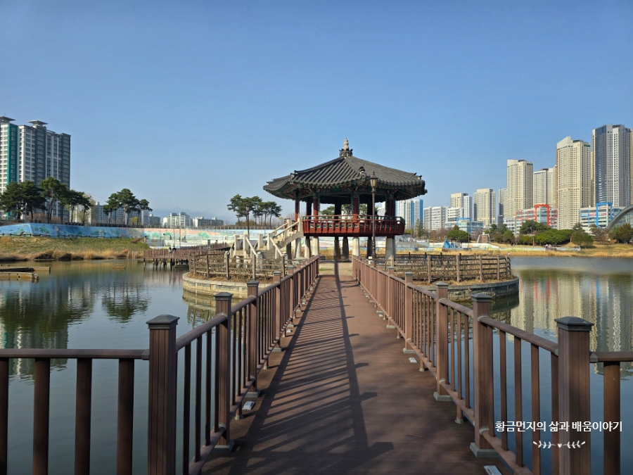 운정호수공원산책로 반려견 산책